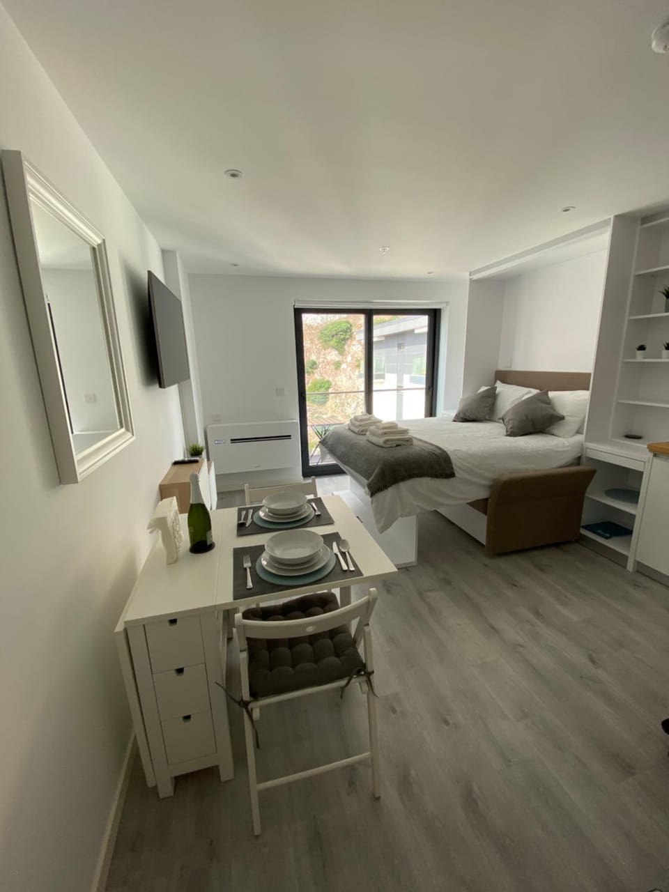 CP Top floor luxury studio Apartment in Gibraltar
