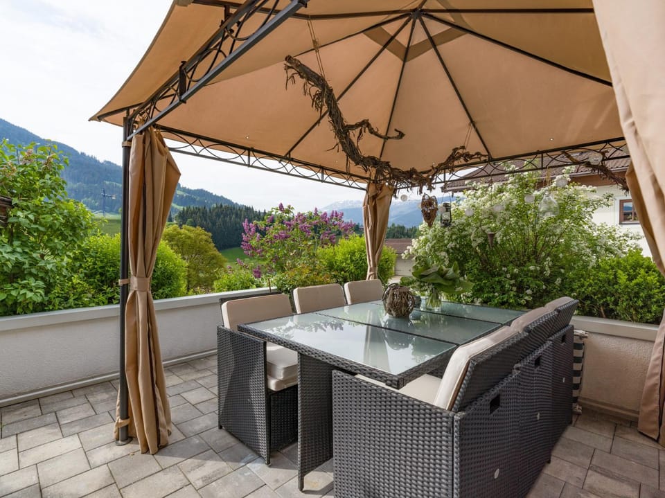 Day, Summer, BBQ facilities, Garden, Balcony/Terrace, Mountain view