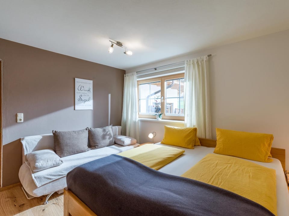 Bed, Day, Garden view, Mountain view