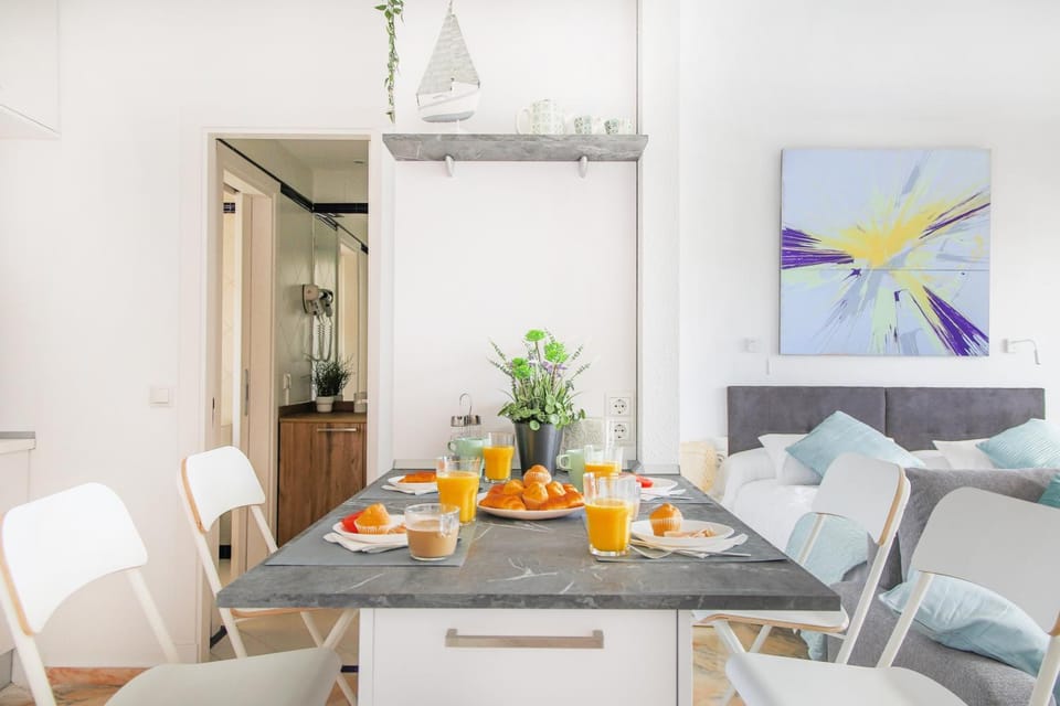 OleHolidays Romana Playa 335 vistas al mar Apartment in Marbella