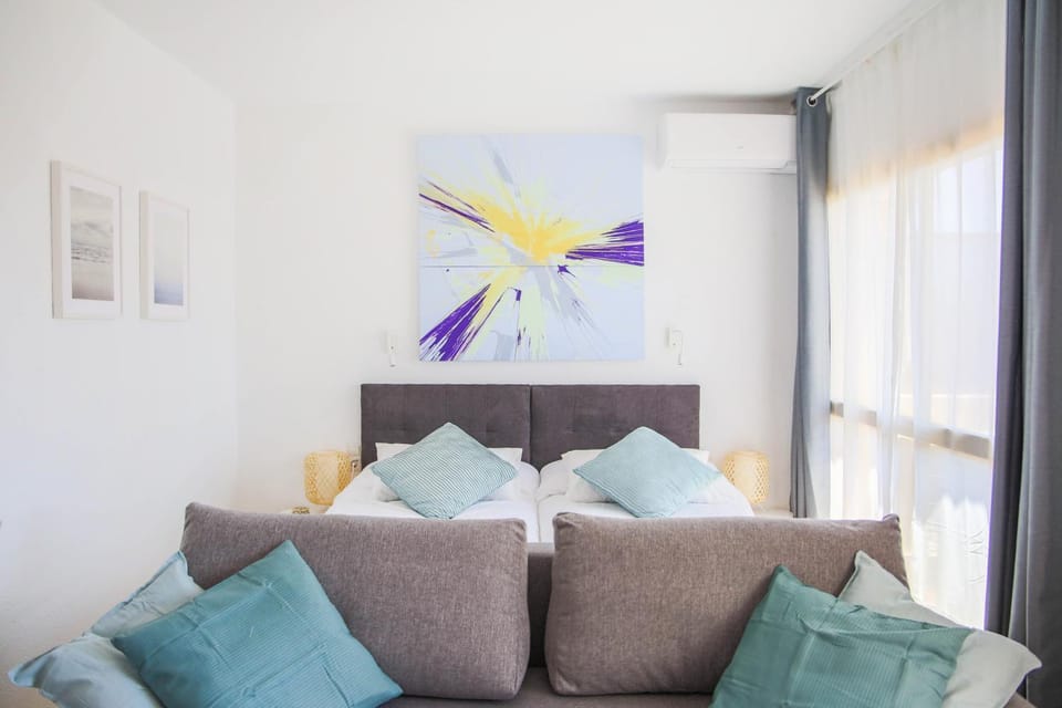 OleHolidays Romana Playa 335 vistas al mar Apartment in Marbella