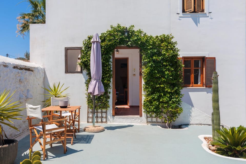Property building, Patio