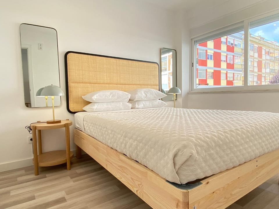 Bed, Bedroom