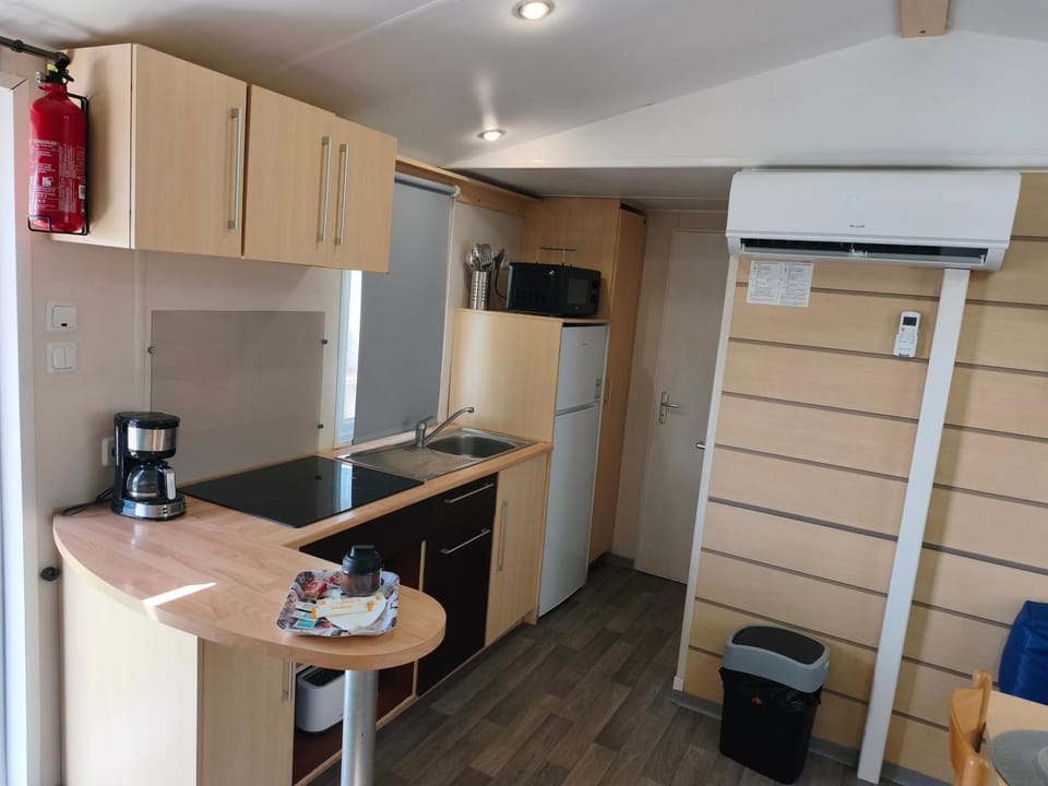 Residencial Robles Campground/ 
RV Resort in Sanlúcar de Barrameda