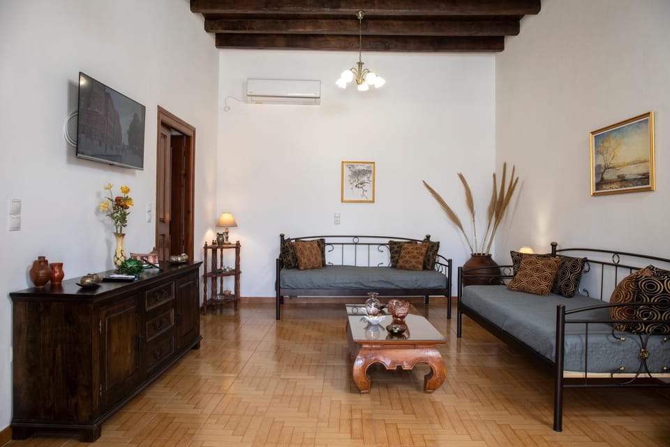 Cycladic sea view Mansion near the Castle Apartment in Naxos