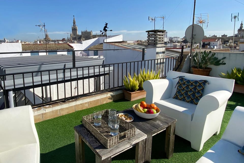 Balcony/Terrace, City view