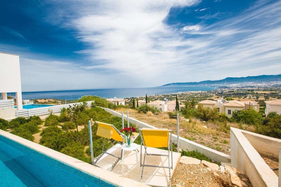 Garden, Seating area, City view, Mountain view, Sea view, Swimming pool