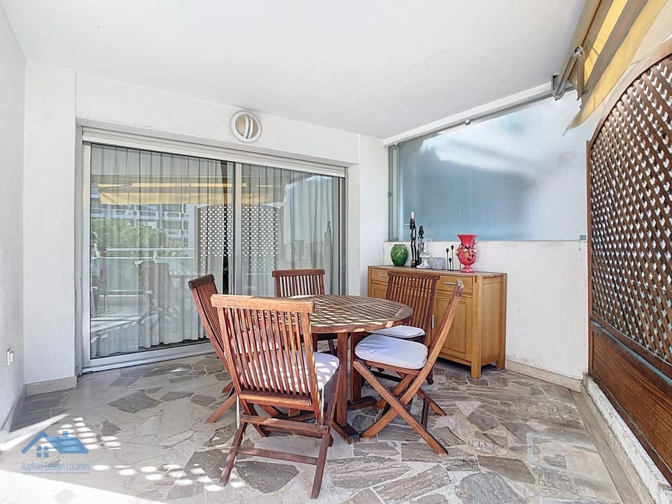 Appartements de Standing Cannes Centre Hotel in Cannes