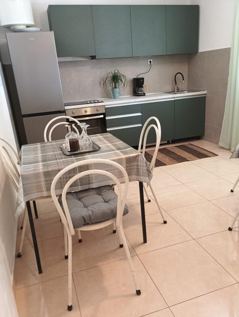 Apartment Borovi with terrace and parking Podaca Apartment in Dubrovnik-Neretva County