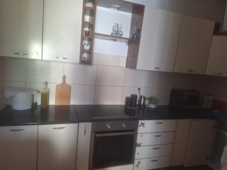 2bd Spacious Apartment in Sutomore with Terrace Apartment in Montenegro