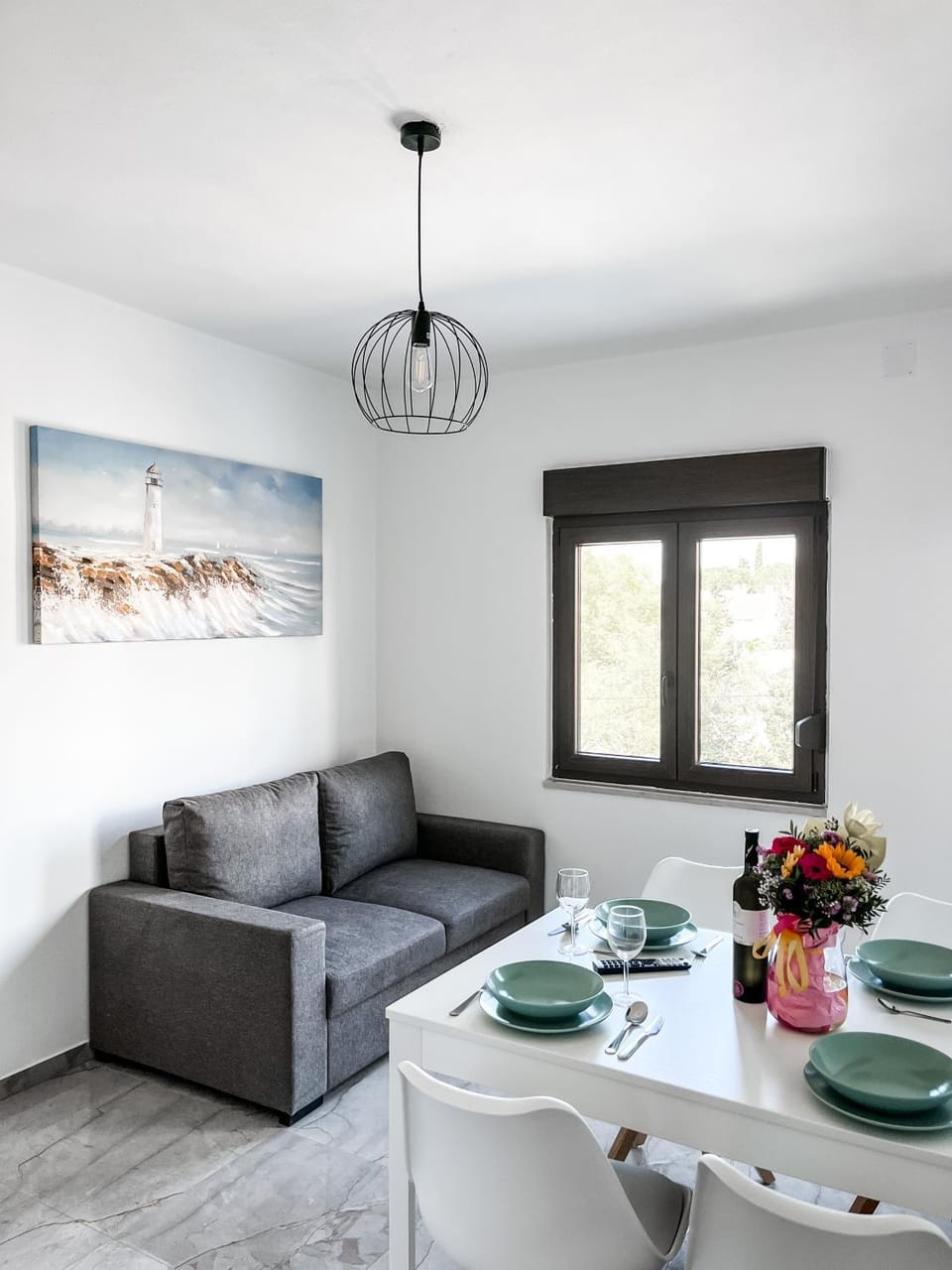 Seating area, Dining area