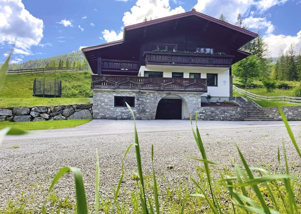 Mittersteghof, Farm Stay in Salzburgerland