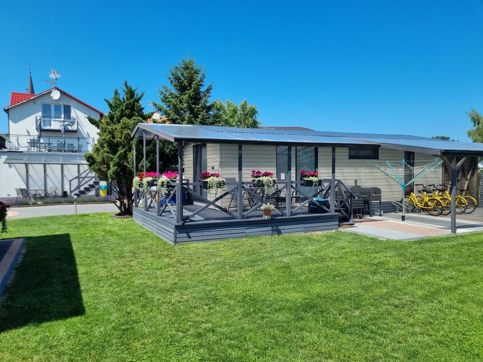 Property building, Cycling