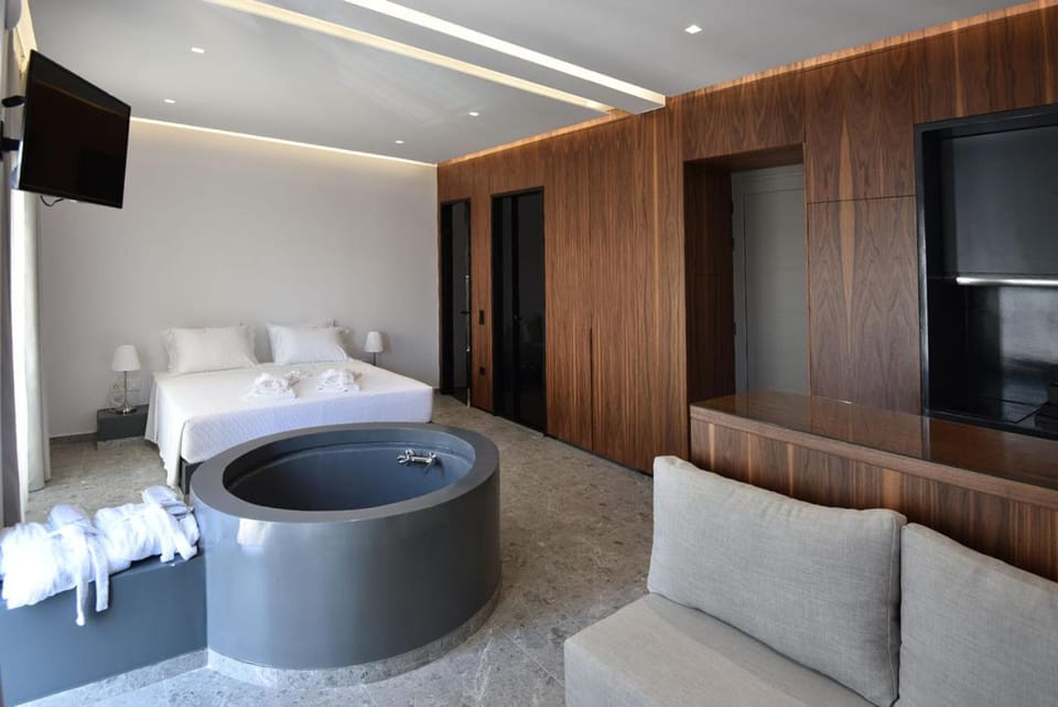 Rose n Stone, Queen, Luxury Houses Apartment in Decentralized Administration of the Aegean