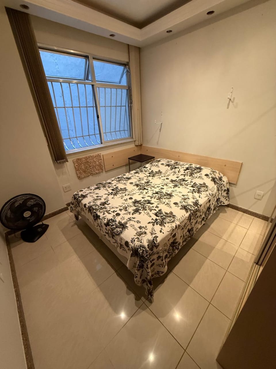 Quarto Niterói-Ingá Apartment in Niterói