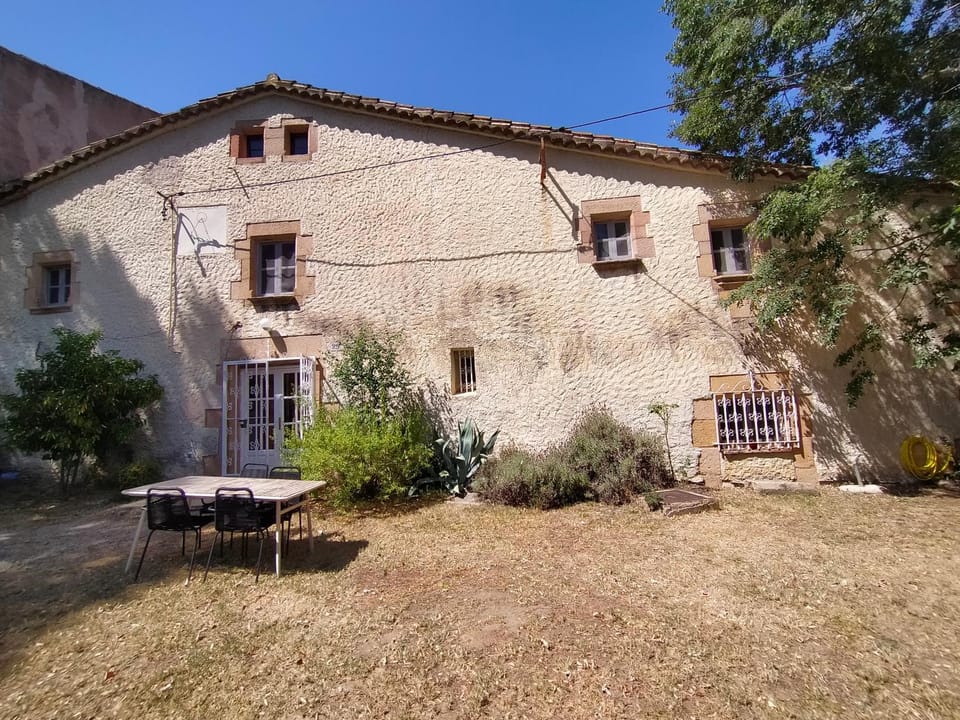 Property building, Garden, Garden view, Landmark view