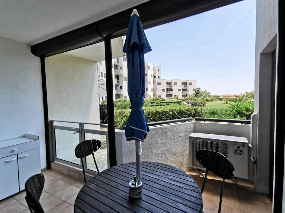 Résidence Soleil Levant 1 - 2 Pièces 4 couchages LE BARCARES MAE-8114 Apartment in Le Barcarès