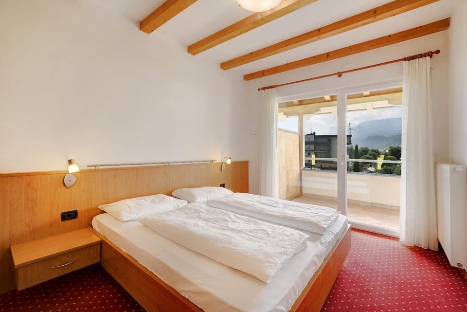 Property building, Living room, Bedroom