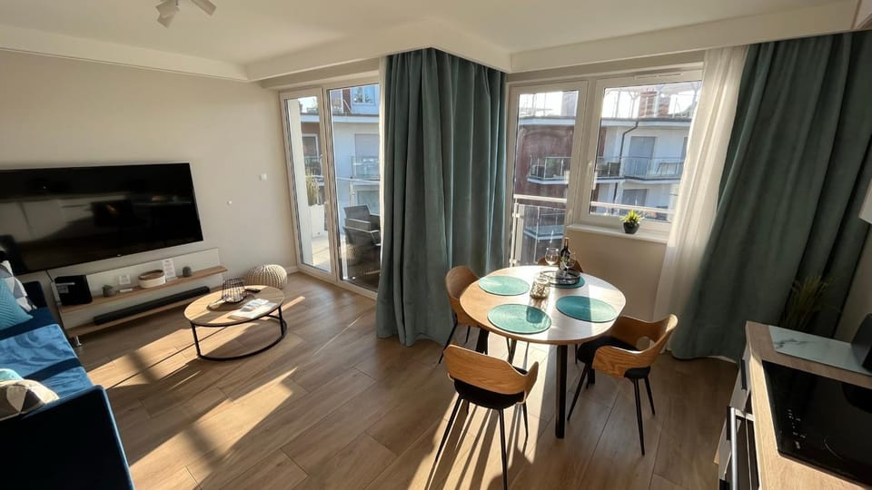 Living room, kitchen, kitchen
