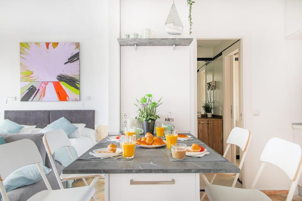 OleHolidays Romana Playa 336 vistas al mar Apartment in Marbella
