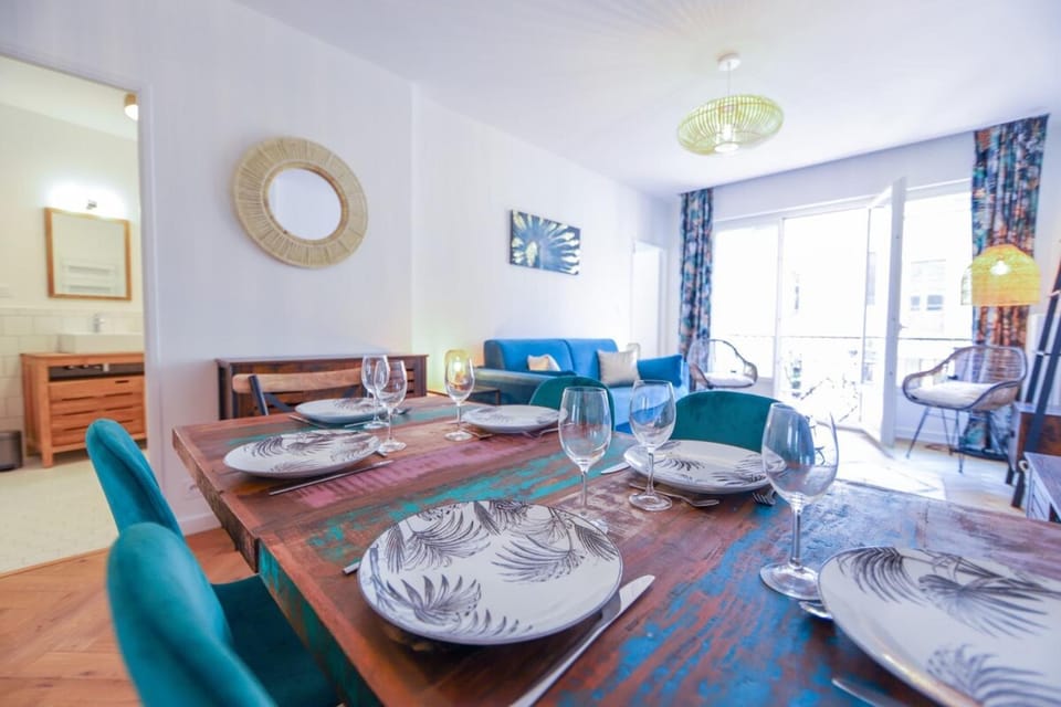 Cozy along the river - downtown & terrace - 4 Apartment in Annecy