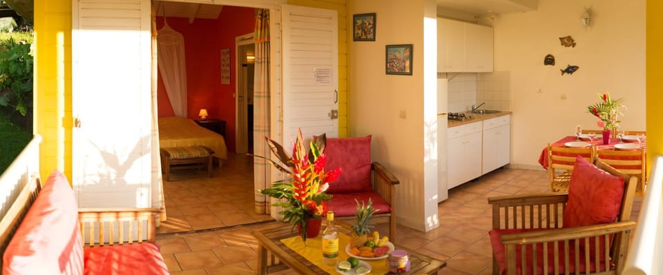 Property building, Living room, Photo of the whole room, Dining area, Bedroom