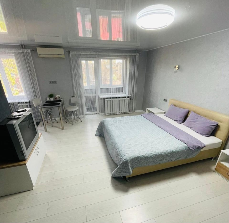 ApartCenter Апартаменты LUX в центре Ярослава Мудрого Apartment in Dnipropetrovsk Oblast