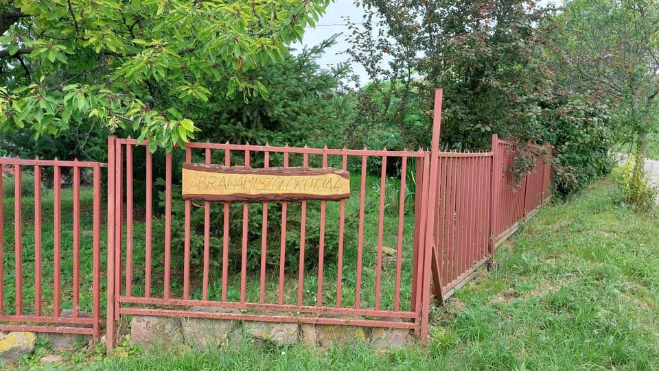 Naplopó-lak Apartment in Hungary