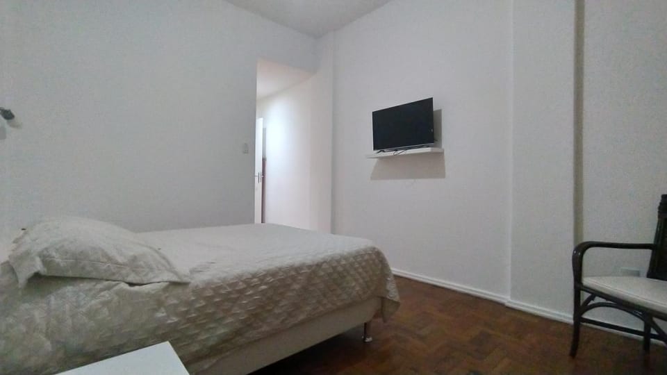 TV and multimedia, Photo of the whole room, Bedroom, Guests