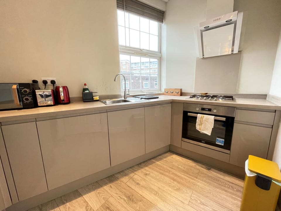 Coffee/tea facilities, Kitchen or kitchenette