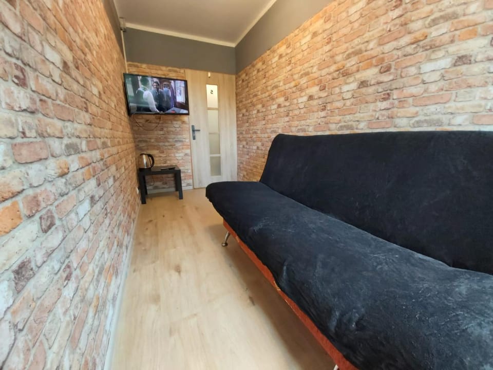 Bed, TV and multimedia, Photo of the whole room