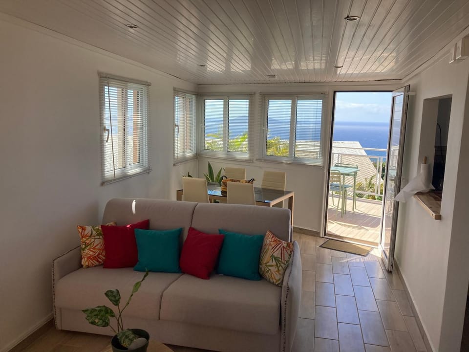 Living room, Sea view