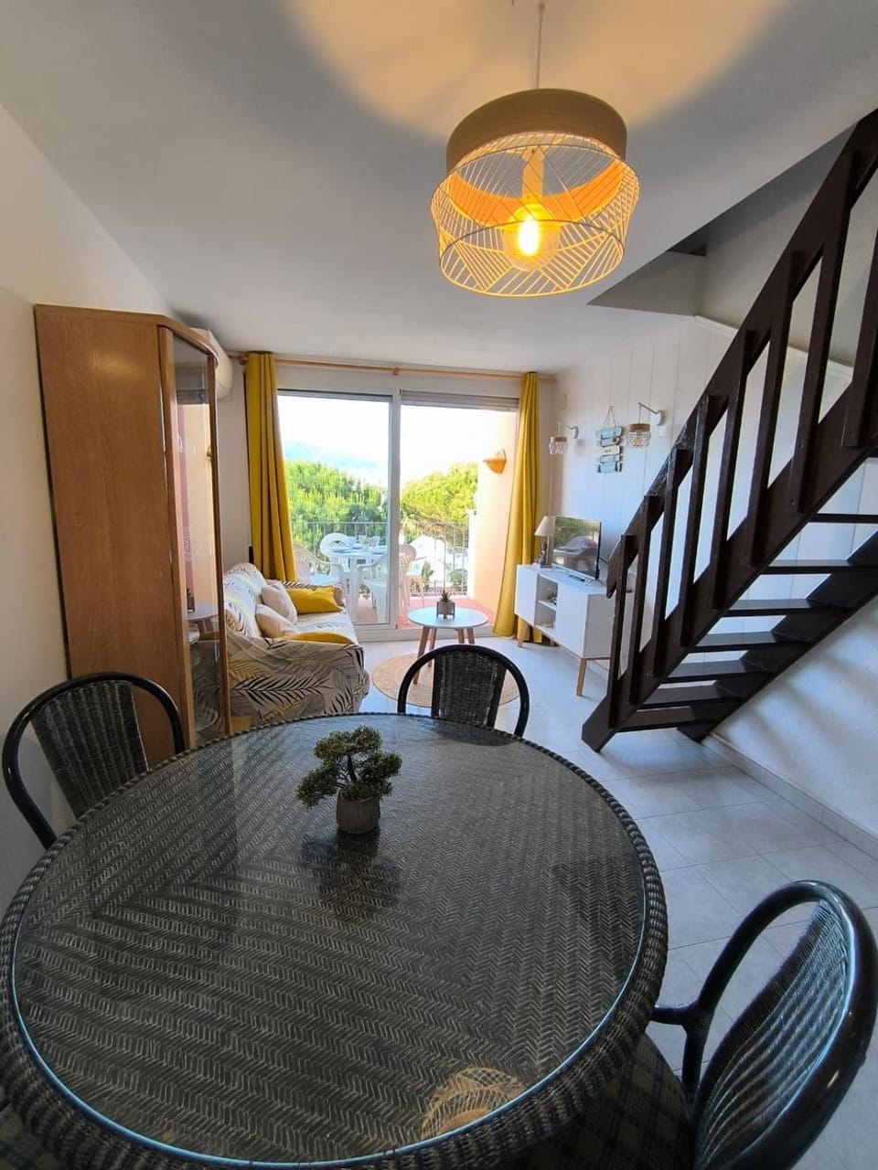 391-apartamento duplex cerca playa y centro Apartment in Alt Empordà