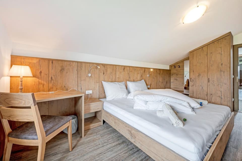Property building, Living room, Bedroom