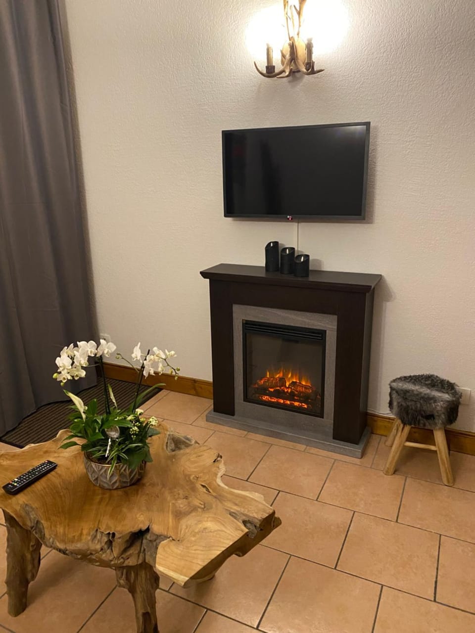 Agréable appart Chalet d Orcieres-Gd balcon, vue panoramique garage et wi-fi Apartment in Provence-Alpes-Côte d'Azur