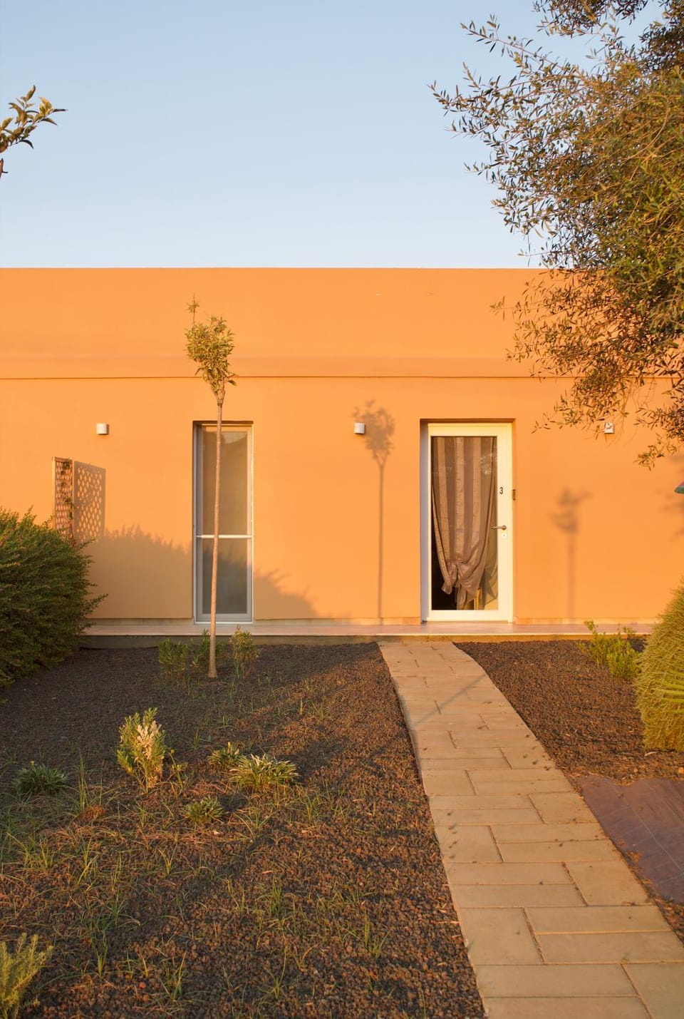 Facade/entrance