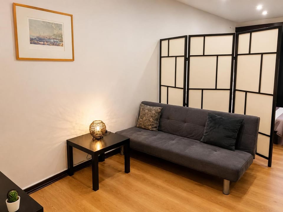 Espaço-Zero Aliados Porto Apartment in Porto