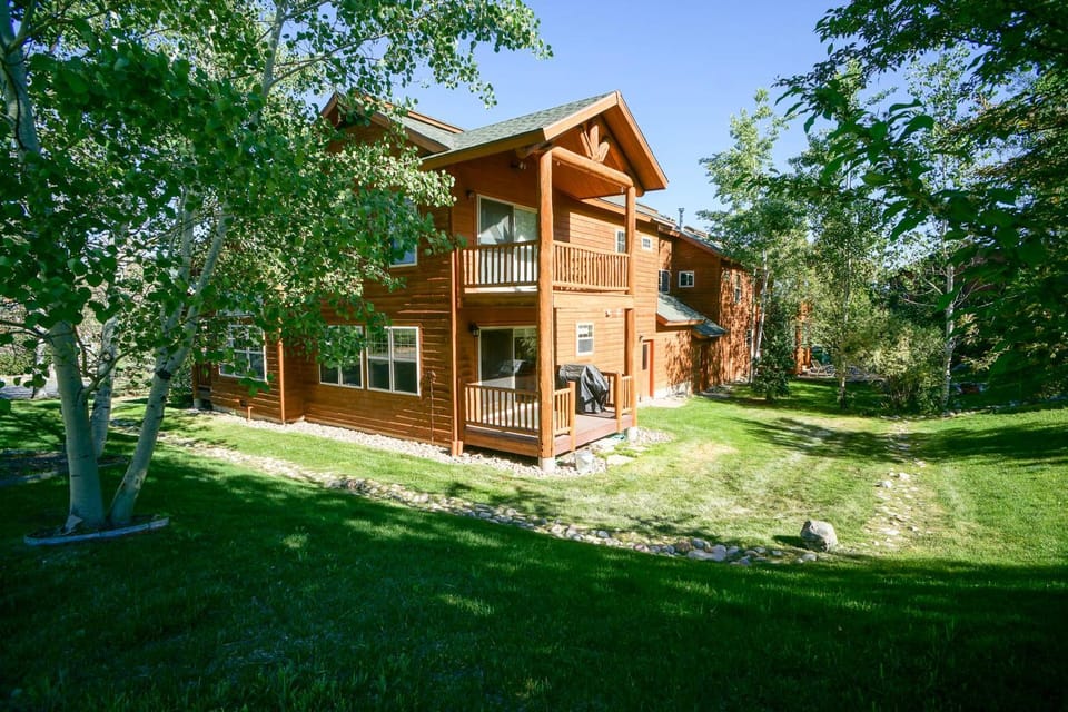 Bear Creek Lodge Townhome House in Steamboat Springs