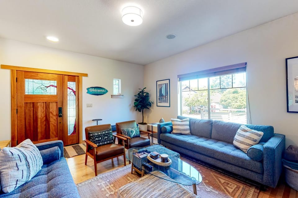 Creekside Retreat House in Rockaway Beach
