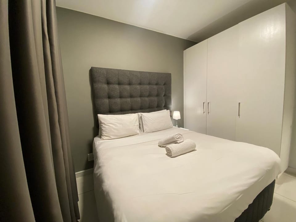 Bed, Photo of the whole room, Bedroom, towels, wardrobe