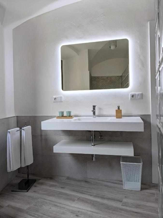 Torre del Postigo By KubiK Apartment in Cáceres‎