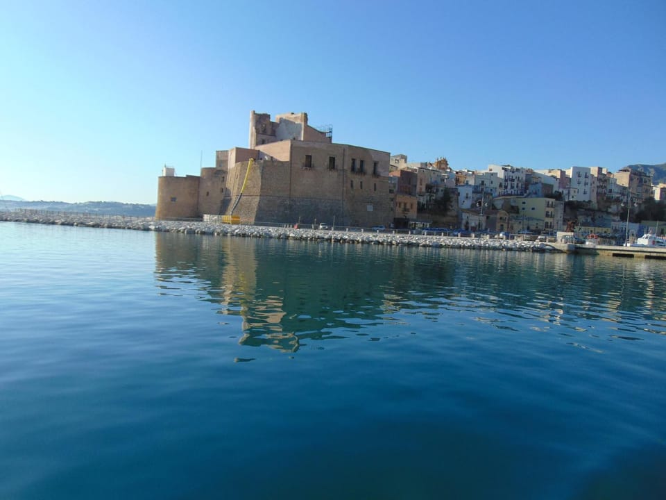 Nearby landmark, Sea view