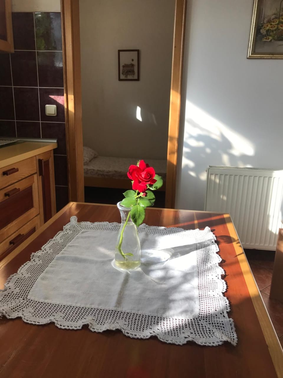 Bedroom, kitchen