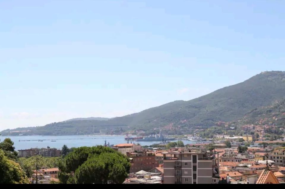 The Castle House Apartment in La Spezia