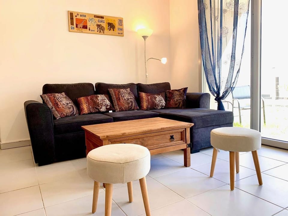 Confort 3* proche plage, climatisation et parking à Mèze - FR-1-604-27 Apartment in Mèze