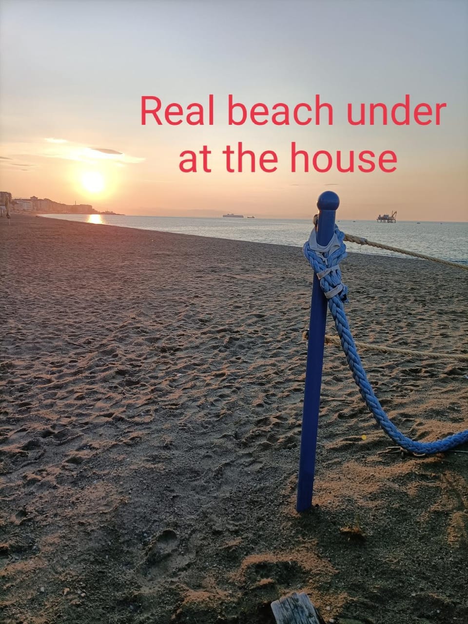 House of fly with sea view, front the beach Apartment in Savona