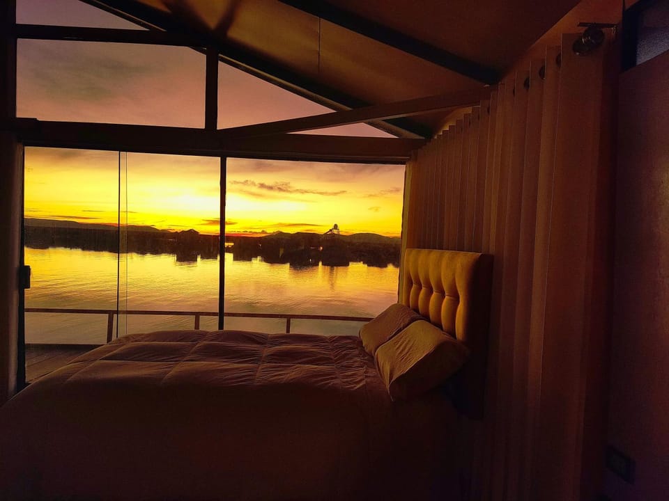 Titicaca Habitación Vista al lago Nature lodge in Puno, Peru