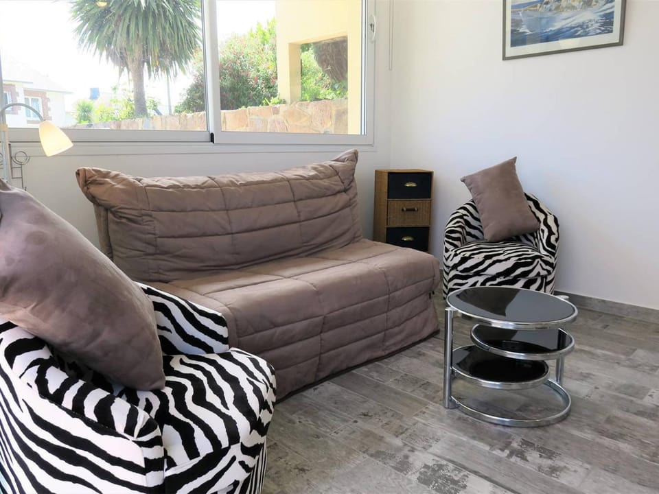 Maison rénovée 3* avec jardin et Wifi, à 450m du centre de Perros-Guirec - FR-1-368-301 House in Perros-Guirec