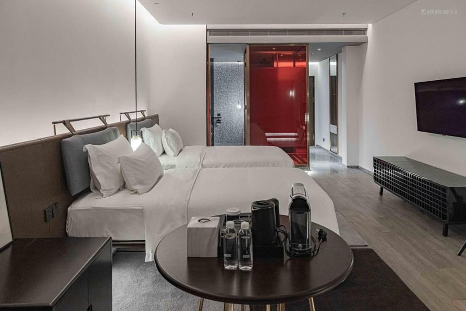 Bed, Photo of the whole room