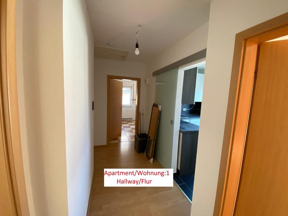 Two Separate apartment with 5x Room near Frankfurt,Hanau Apartment in Hesse